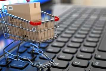 Illustrating buying online with e-commerce 